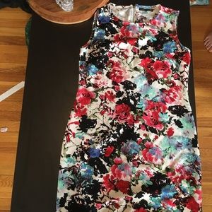 🆕 Fifth and Park Floral Dress